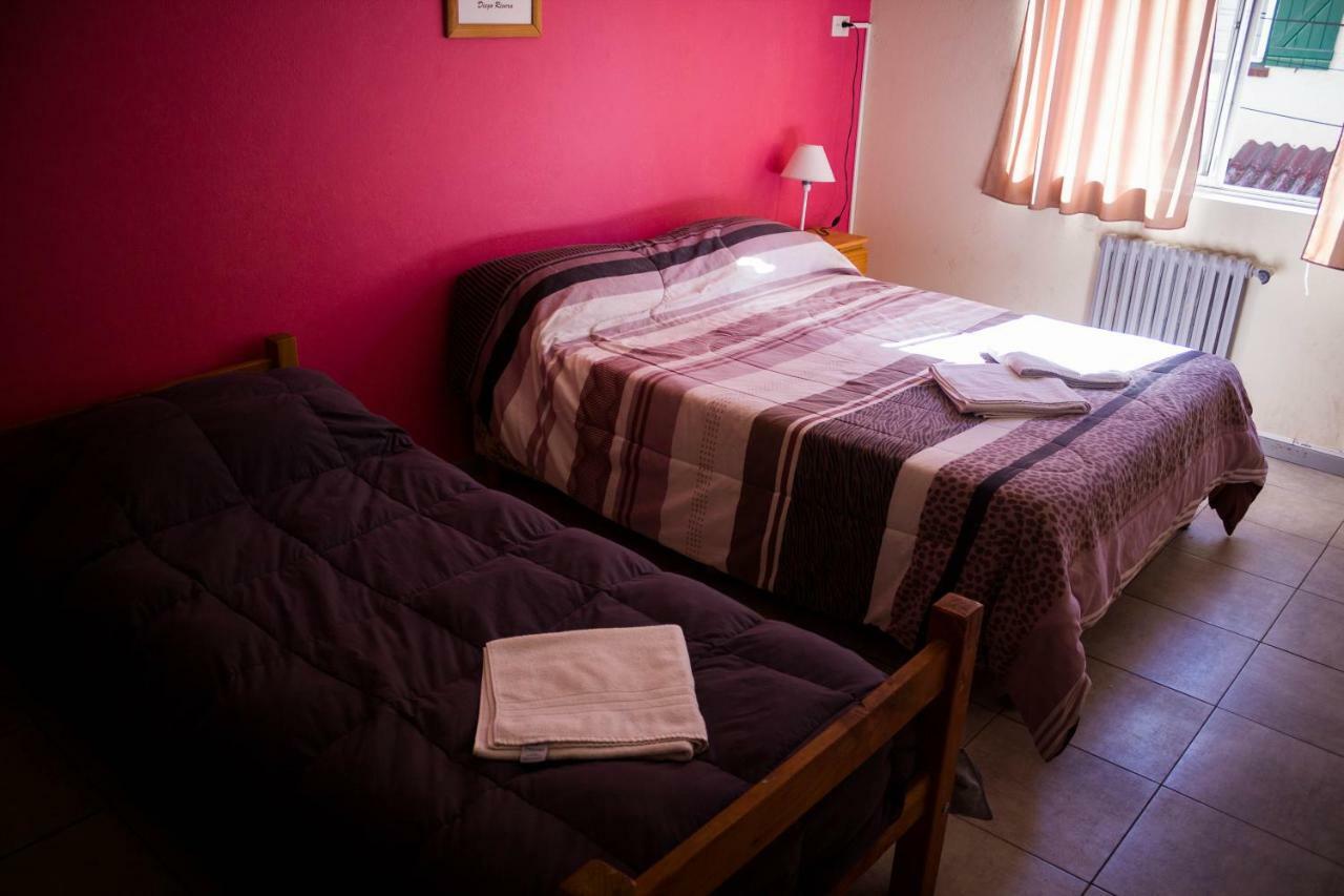 Hostel De La Plaza Amalia San Carlos de Bariloche Kültér fotó