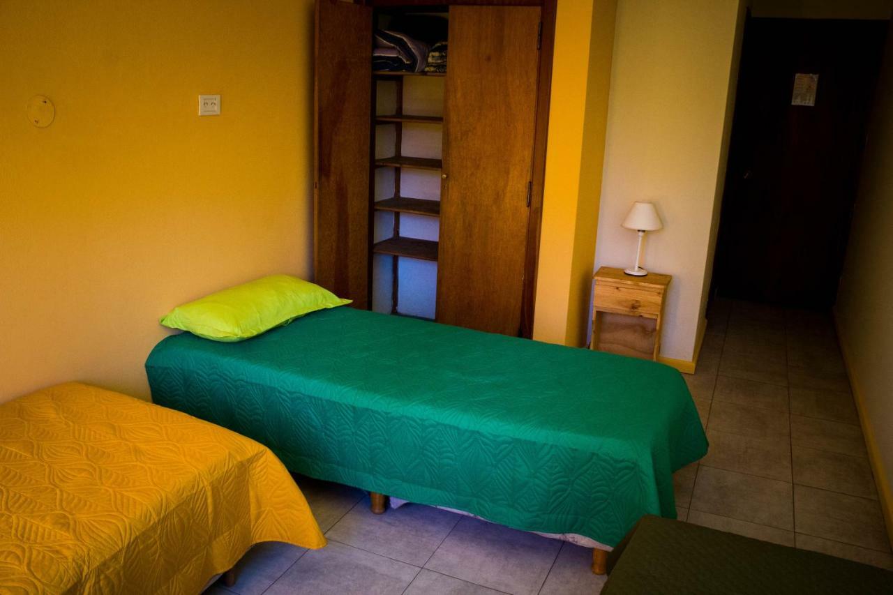 Hostel De La Plaza Amalia San Carlos de Bariloche Kültér fotó